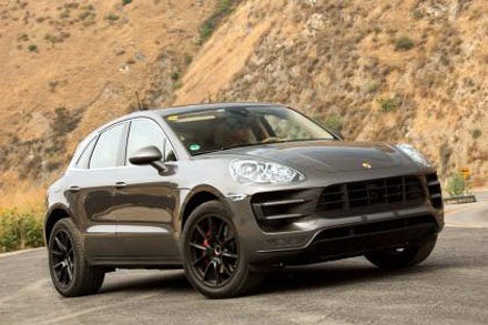 Porsche đặt mục tiêu trong năm đầu tiên sản xuất Macan 2014 sẽ
bán được 65.000 chiếc