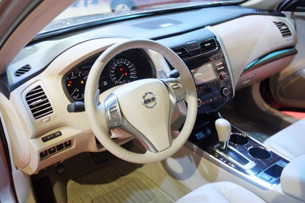 Nissan Teana mới tại Việt Nam có giá từ 1,399 tỷ đồng - 10 Nissan Teana mới tại Việt Nam có giá từ 1,399 tỷ đồng