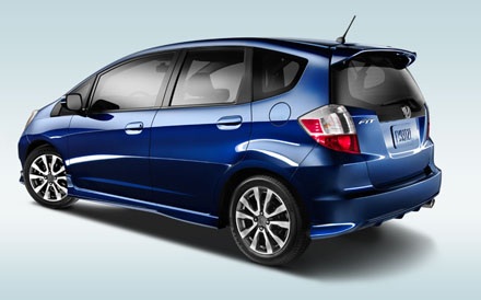 Honda Fit hybrid đã giành được danh hiệu xe của năm 2013-14 tại Nhật Bản. - 9 Honda Fit hybrid đã giành được danh hiệu xe của năm 2013-14 tại Nhật Bản.