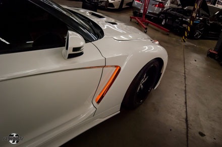 Nissan GT-R Radzilla phiên bản “đèn nhấp nháy” - 9 Phạm Trung Đức