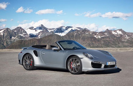 Porsche ào ạt ra xe mới - 1 Porsche 911 Turbo Cabriolet
