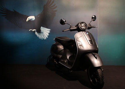 Ra mắt Vespa Primavera và Vespa GTS Super tại Việt Nam - 10 Việt Hưng