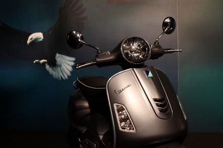 Ra mắt Vespa Primavera và Vespa GTS Super tại Việt Nam - 12 Việt Hưng