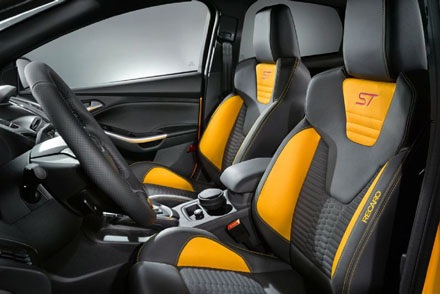 Focus ST thu hút khách hàng trẻ tuổi - 1 Focus ST thu hút khách hàng trẻ tuổi