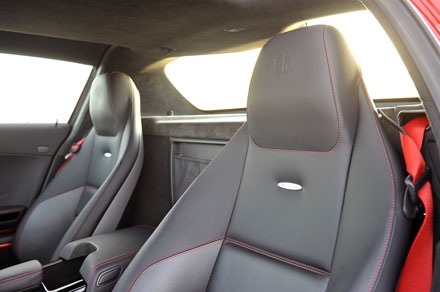 Phiên bản cuối cùng của chiếc SLS AMG - 15 Phiên bản cuối cùng của chiếc SLS AMG
