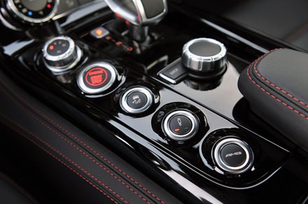 Phiên bản cuối cùng của chiếc SLS AMG - 19 Phiên bản cuối cùng của chiếc SLS AMG