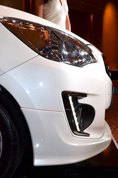 “Người anh em” của Mitsubishi Mirage ra mắt tại Malaysia. - 16 Mitsubishi Attrage GL M/T có mức giá 59.212 Ringgit (tương đương 18.437 USD)