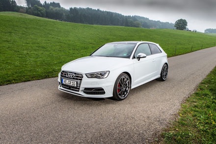Câu trả lời của Audi đối với Mercedes A45 AMG - 4 Câu trả lời của Audi đối với Mercedes A45 AMG