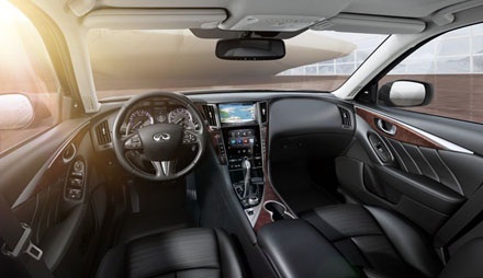 Nissan giới thiệu Infiniti Q50 hybrid tại Nhật Bản với tên Skyline - 4 Nissan giới thiệu Infiniti Q50 hybrid tại Nhật Bản với tên Skyline