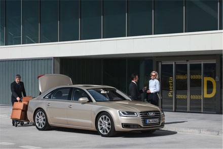 Audi A8L W12 Exclusive – đỉnh cao của bốn vòng tròn