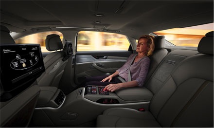 Audi A8L W12 Exclusive – đỉnh cao của bốn vòng tròn