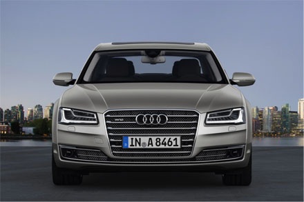 Audi A8L W12 Exclusive – đỉnh cao của bốn vòng tròn