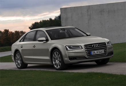 Audi A8L W12 Exclusive – đỉnh cao của bốn vòng tròn