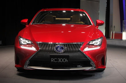 Lexus RC lần đầu tiên ra mắt trên thế giới - 8 Lexus RC lần đầu tiên ra mắt trên thế giới