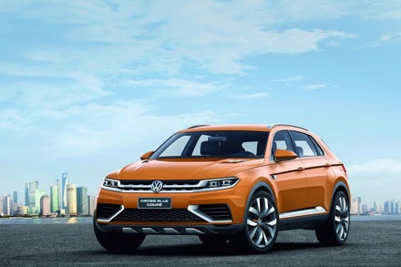 Volkswagen chi 114 tỷ USD cho tham vọng "bá chủ" - 1 Volkswagen mang CrossBlue coupé concept đến LA Auto Show