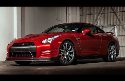 Nissan GT-R 2015 chính thức xuất hiện