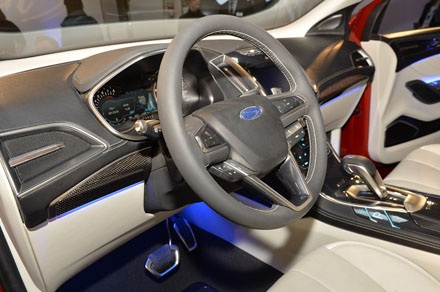 Ford giới thiệu chiếc Edge Concept tại Mỹ - 11 Ford giới thiệu chiếc Edge Concept tại Mỹ