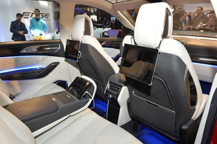Ford giới thiệu chiếc Edge Concept tại Mỹ - 17 Ford giới thiệu chiếc Edge Concept tại Mỹ