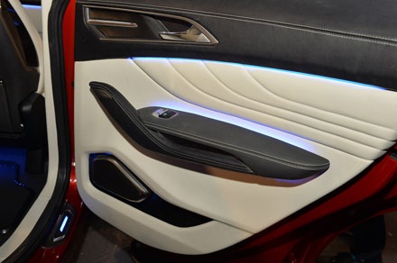 Ford giới thiệu chiếc Edge Concept tại Mỹ - 19 Ford giới thiệu chiếc Edge Concept tại Mỹ