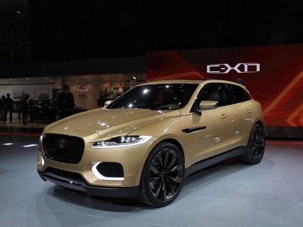 Jaguar C-X17 SUV Concept trong bộ cánh mới - 1 Jaguar C-X17 SUV Concept trong bộ cánh mới