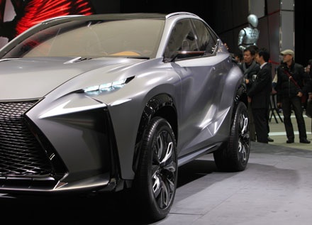 Lexus LF-NX Turbo concept chính thức có mặt tại Nhật Bản