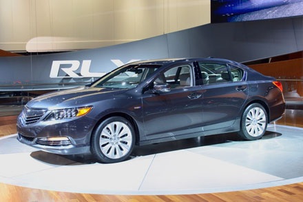 Acura ra mắt xe mới - 2 Acure
RLX Sport Hybrid sẽ chính thức có mặt tại thị trường Mỹ vào giữa năm 2014.