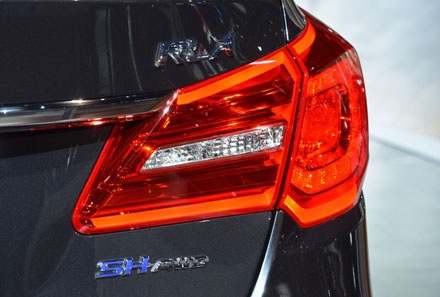 Acura ra mắt xe mới - 6 Acure
RLX Sport Hybrid sẽ chính thức có mặt tại thị trường Mỹ vào giữa năm 2014.
