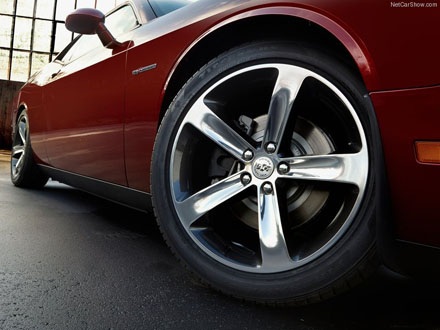 Phiên bản đặc biệt kỷ niệm Dodge 100 tuổi - 4 Dodge Charger