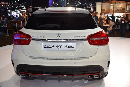 Mercesdes-Benz ra mắt GLA45 AMG concept - 8 Mercesdes-Benz ra mắt GLA45 AMG concept