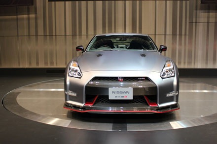Nissan GT-R Nismo mẫu xe vinh danh thương hiệu Nhật Bản - 11 Nissan GT-R Nismo mẫu xe vinh danh thương hiệu Nhật Bản