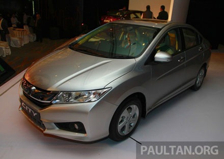 Honda City 2014 ra mắt lần đầu tiên tại Ấn Độ - 11 Honda City 2014 ra mắt lần đầu tiên tại Ấn Độ