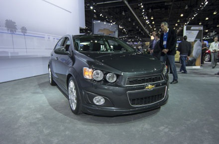 Chevrolet Sonic mới cho thị trường Mỹ giá từ 20.000 USD - 2 Chevrolet Sonic mới cho thị trường Mỹ giá từ 20.000 USD