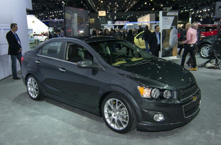 Chevrolet Sonic mới cho thị trường Mỹ giá từ 20.000 USD - 3 Chevrolet Sonic mới cho thị trường Mỹ giá từ 20.000 USD
