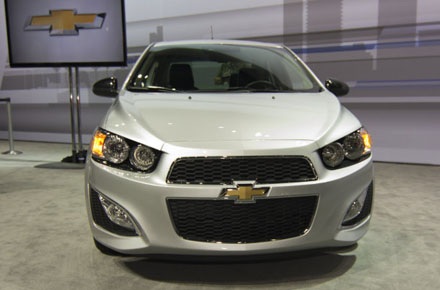 Chevrolet Sonic mới cho thị trường Mỹ giá từ 20.000 USD - 19 Chevrolet Sonic mới cho thị trường Mỹ giá từ 20.000 USD