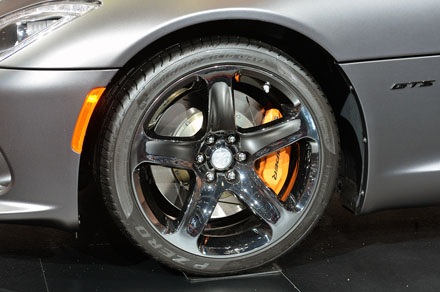 Sự hấp dẫn chết người của Viper GTS - 11 <p class=MsoNormal style=margin-bottom:0mm;margin-bottom:.0001pt;line-height:
normal>