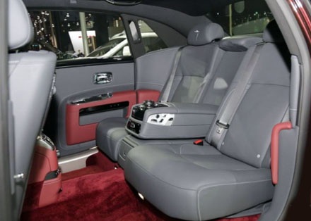 Chỉ có hai chiếc Rolls Royce Ghost Canton Glory cho Trung Quốc - 4 Chỉ có hai chiếc Rolls Royce Ghost Canton Glory cho Trung Quốc