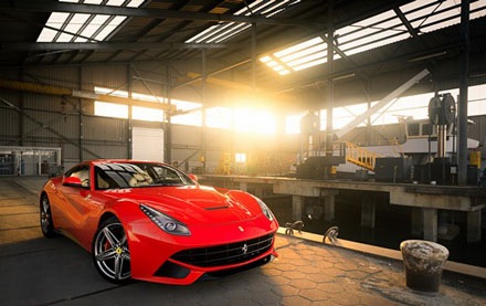 Ferrari F12berlinetta cho ngày cuối tuần đầy màu sắc - 3 Những bức ảnh Ferrari F12berlinetta cho ngày cuối tuần đầy màu sắc
