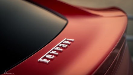 Ferrari F12berlinetta cho ngày cuối tuần đầy màu sắc - 8 Những bức ảnh Ferrari F12berlinetta cho ngày cuối tuần đầy màu sắc