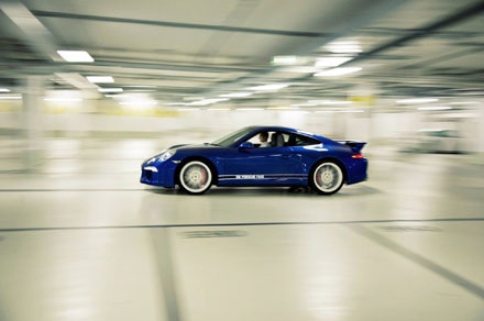 Porsche 911 phiên bản Facebook - 1 Porsche 911 phiên bản Facebook