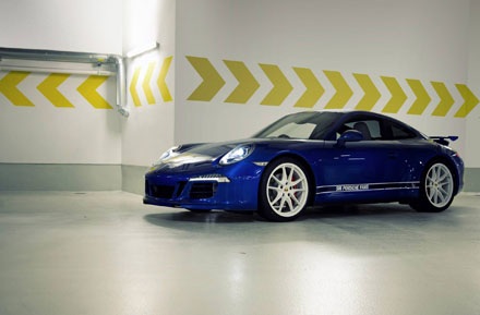 Porsche 911 phiên bản Facebook - 3 Porsche 911 phiên bản Facebook