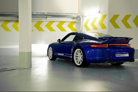 Porsche 911 phiên bản Facebook - 4 Porsche 911 phiên bản Facebook