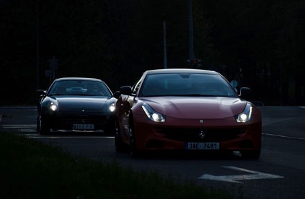 Download
trọn bộ hình nền độ phân giải cao mẫu Ferrari FF & Ferrari 612 Scaglietti