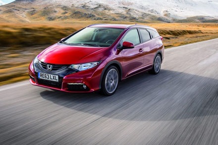 Honda Civic Tourer mới có giá từ 33.000 USD - 2 Theo Honda, Civic Tourer 2014 sẽ có mặt tại các đại lý trong
tháng này