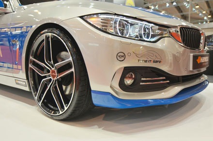Cảnh sát Đức dùng xế độ BMW - 9 Download
trọn bộ hình nền độ phân giải cao mẫu độ AC Schnitzer ACS4 2.8i coupé