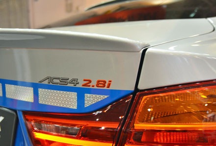 Cảnh sát Đức dùng xế độ BMW - 11 Download
trọn bộ hình nền độ phân giải cao mẫu độ AC Schnitzer ACS4 2.8i coupé
