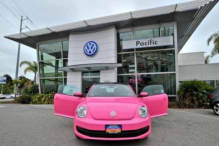 Volkswagen Beetle màu hồng, phiên bản… tuyên truyền chống ung thư vú - 5 Volkswagen Beetle màu hồng, phiên bản… tuyên truyền chống ung thư vú