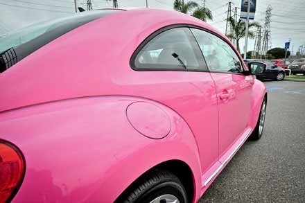 Volkswagen Beetle màu hồng, phiên bản… tuyên truyền chống ung thư vú - 8 Volkswagen Beetle màu hồng, phiên bản… tuyên truyền chống ung thư vú