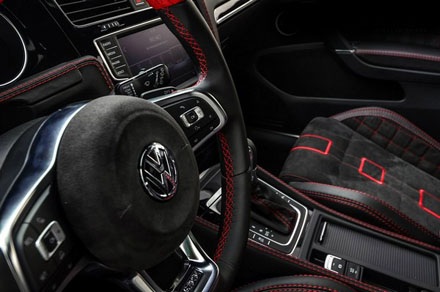 Volkswagen Golf GTI hấp dẫn hơn với nội thất ấn tượng - 2 Download
trọn bộ hình nền độ phân giải cao những hình ảnh trong bộ sưu tập trên