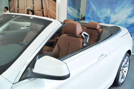 BMW Series 6 Convertible mới giá 4 tỉ đồng - 7 Dân trí sẽ sớm có bài giới thiệu
chi tiết mẫu xe này