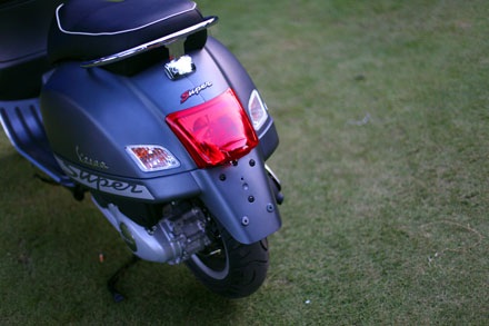 Vespa GTS Super – Anh chàng đẹp mã - 9 Thanh Long - Như Phúc